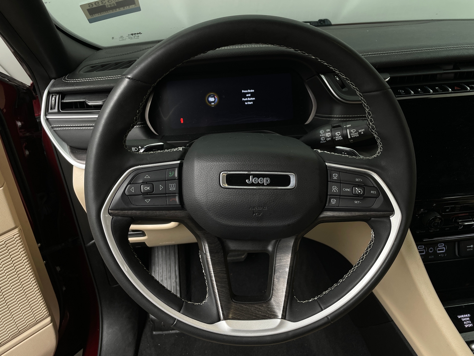 Thumbnail: 2023 Jeep Grand Cherokee L - 4