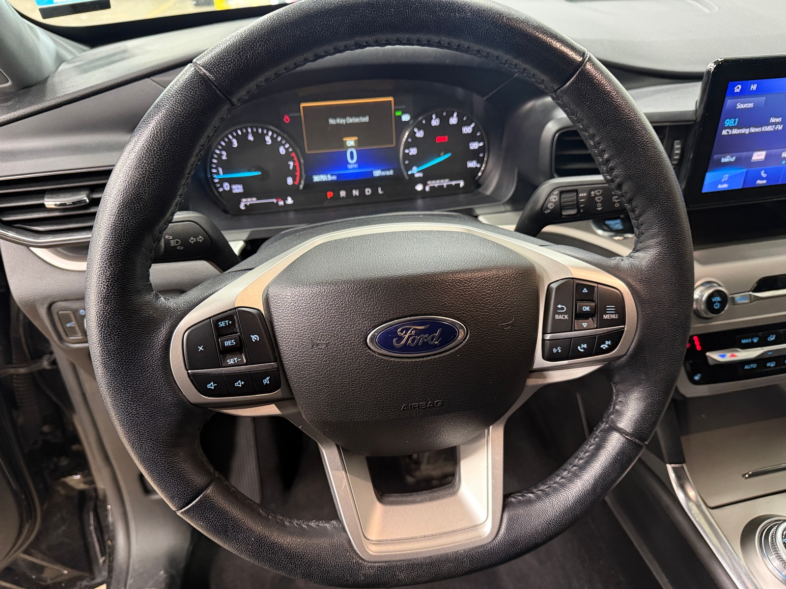 Thumbnail: 2022 Ford Explorer - 4