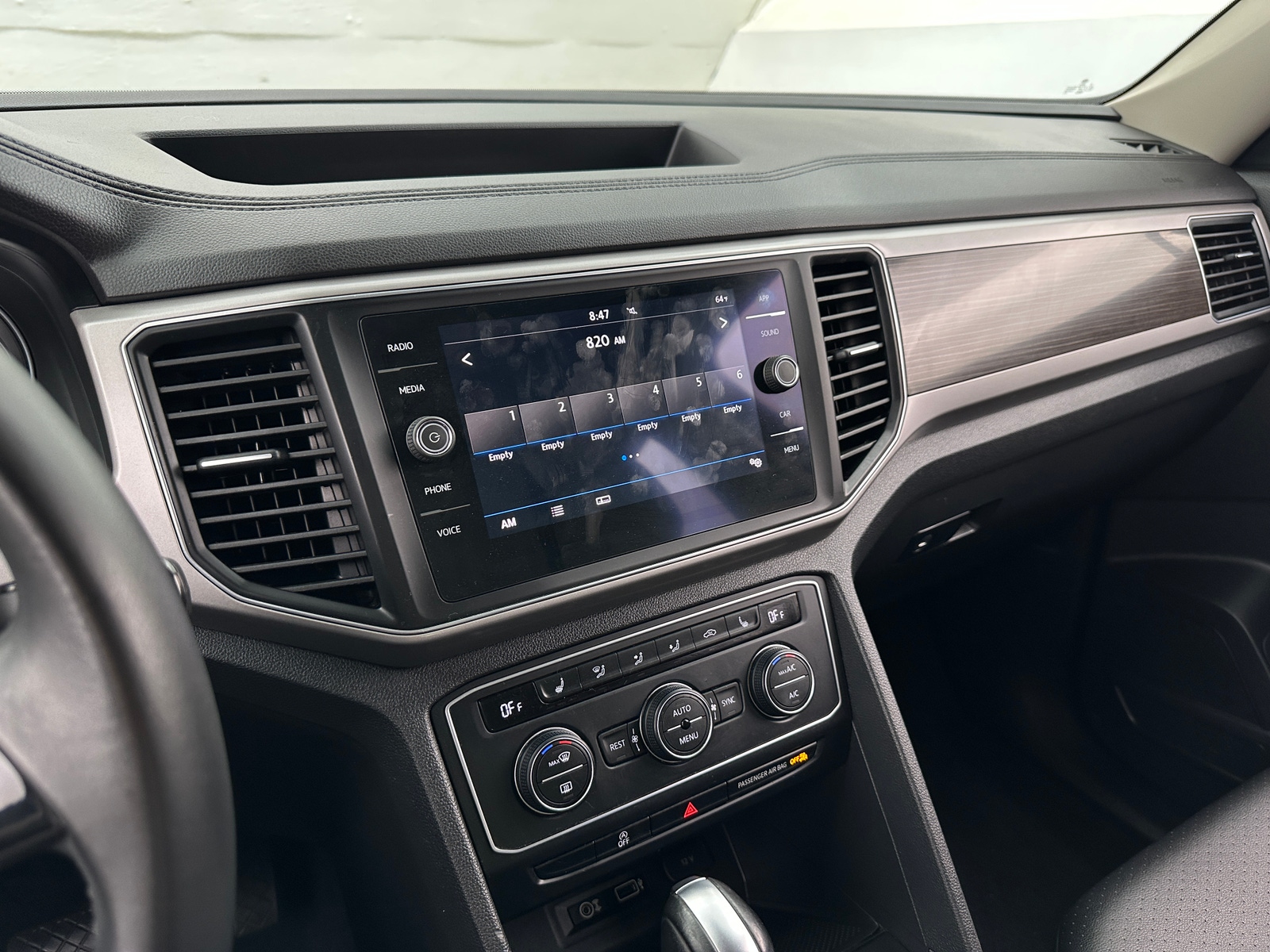 Thumbnail: 2019 Volkswagen Atlas - 3