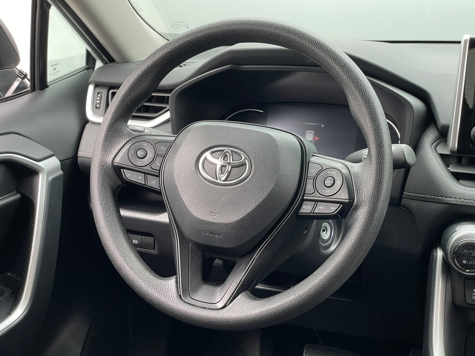 Thumbnail: 2025 Toyota RAV4 - 5