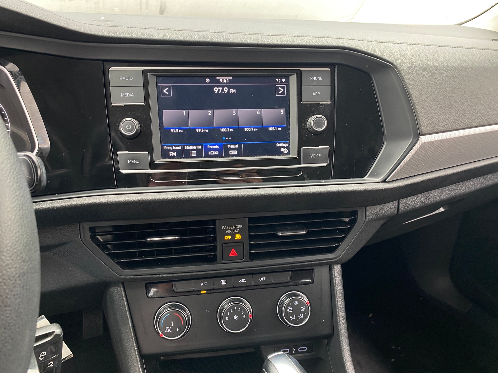 Thumbnail: 2020 Volkswagen Jetta - 4