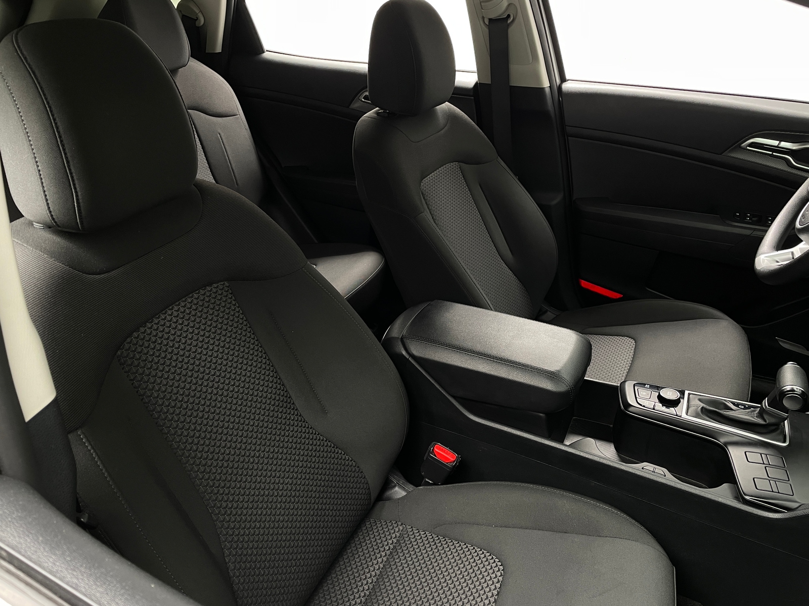 Thumbnail: 2024 Kia Sportage - 2