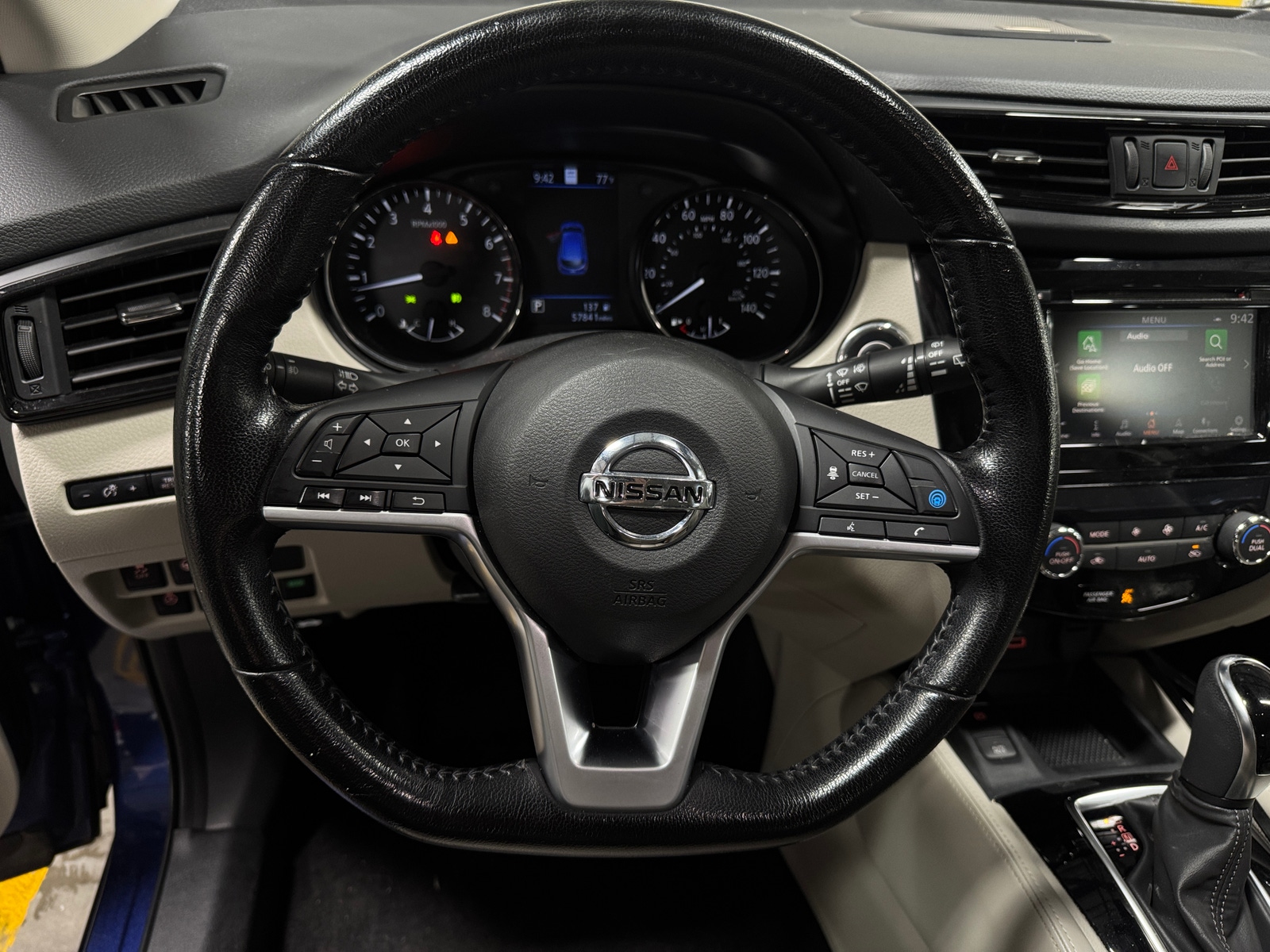 Thumbnail: 2020 Nissan Rogue Sport - 4