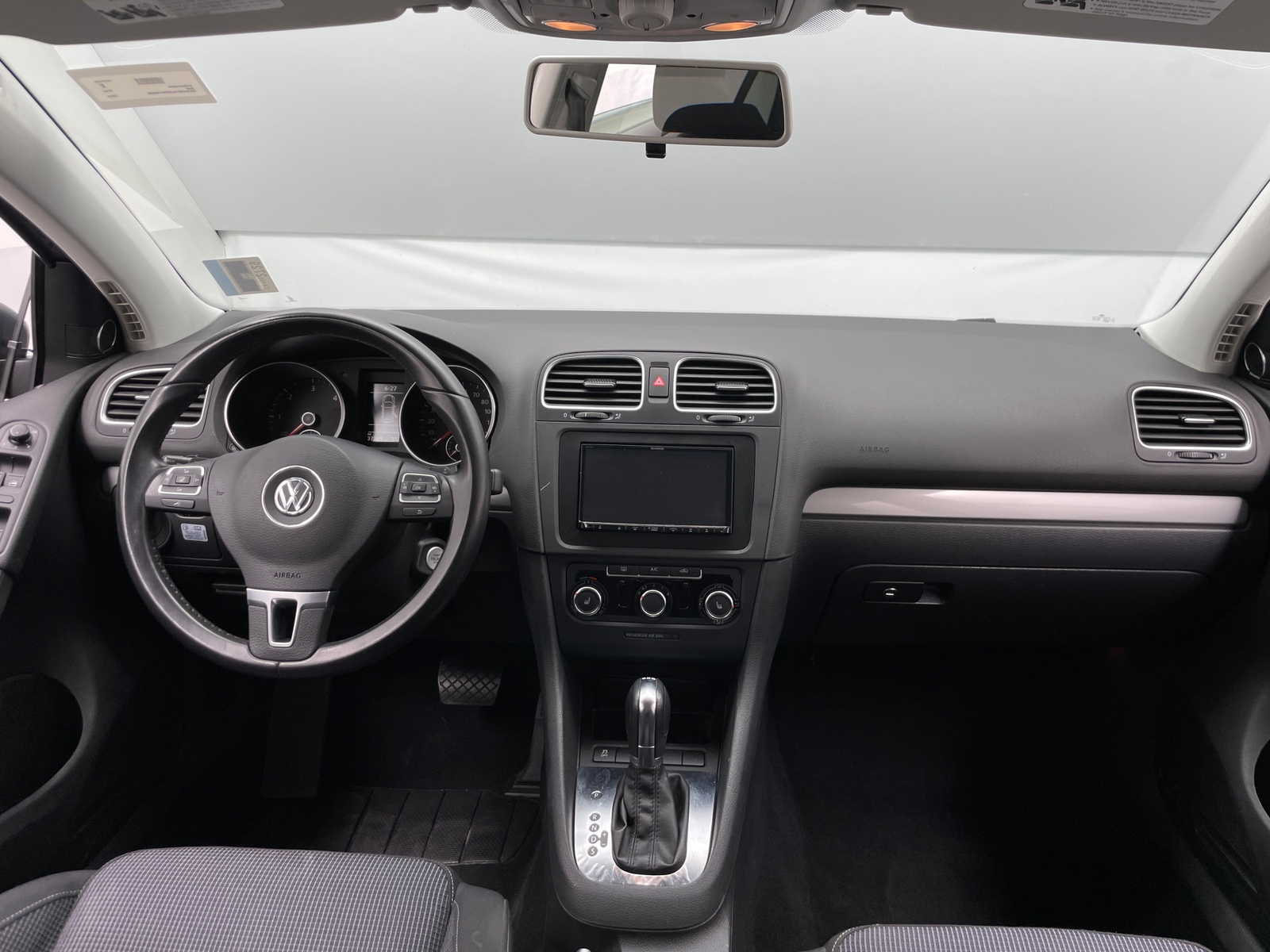 Thumbnail: 2013 Volkswagen Golf - 3