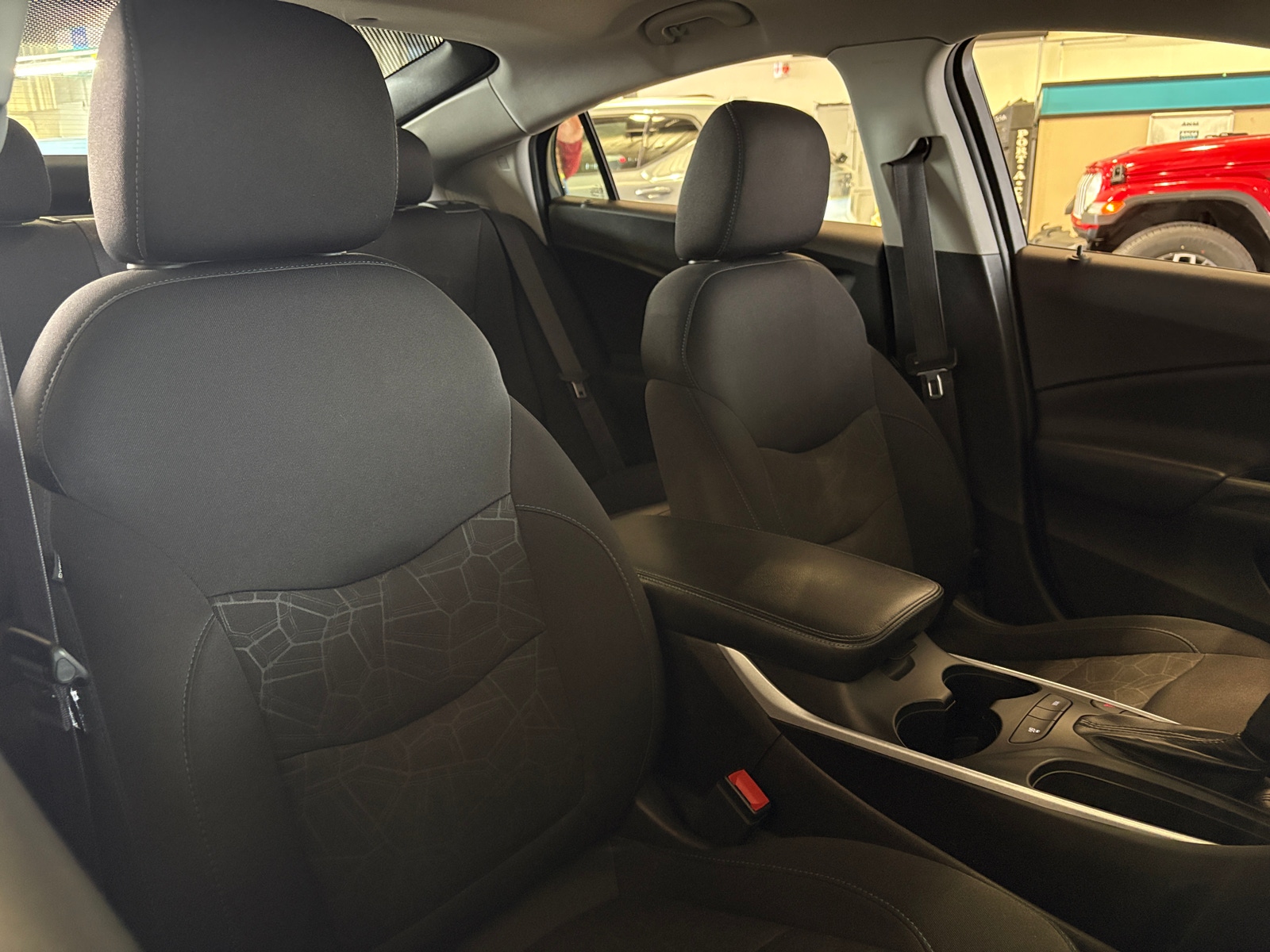 Thumbnail: 2017 Chevrolet Volt - 2