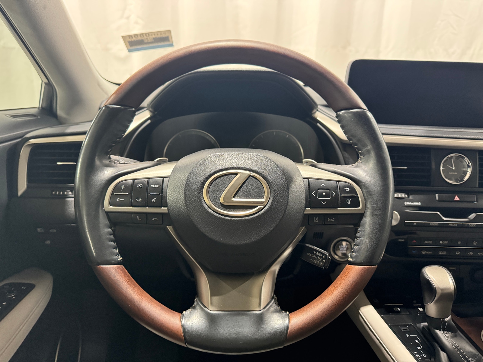 Thumbnail: 2021 Lexus RX - 4