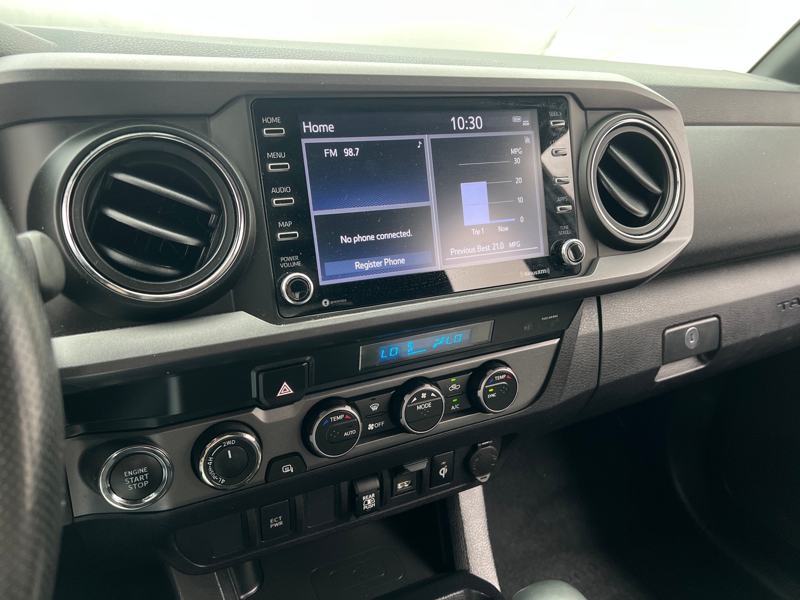 Thumbnail: 2021 Toyota Tacoma - 4
