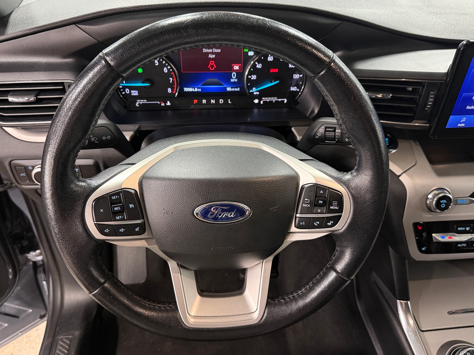 Thumbnail: 2023 Ford Explorer - 4