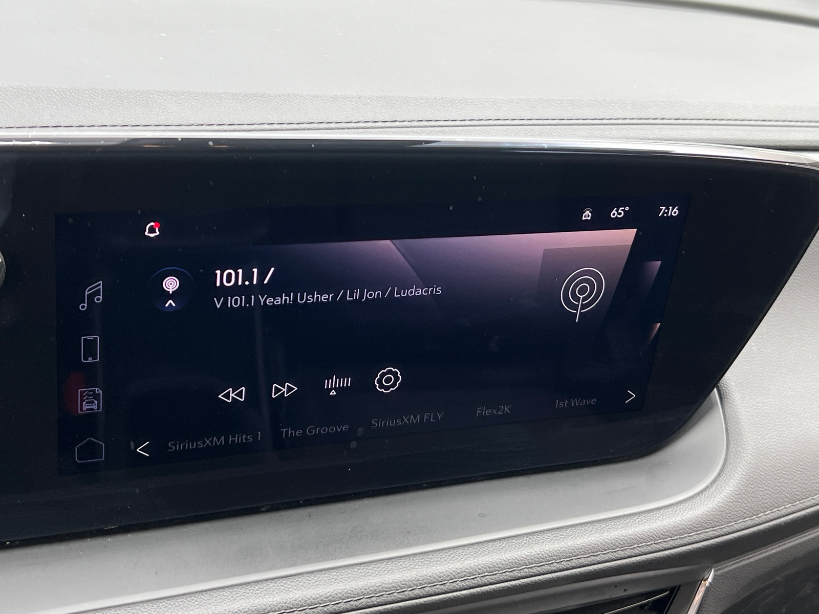 Thumbnail: 2025 Buick Encore GX - 3