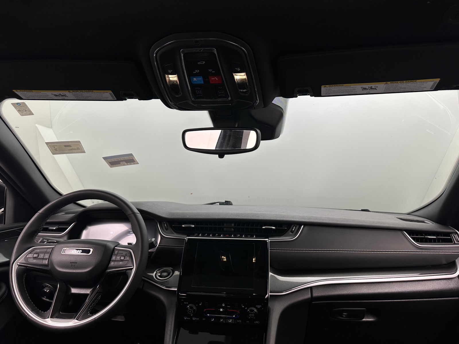 Thumbnail: 2023 Jeep Grand Cherokee - 2