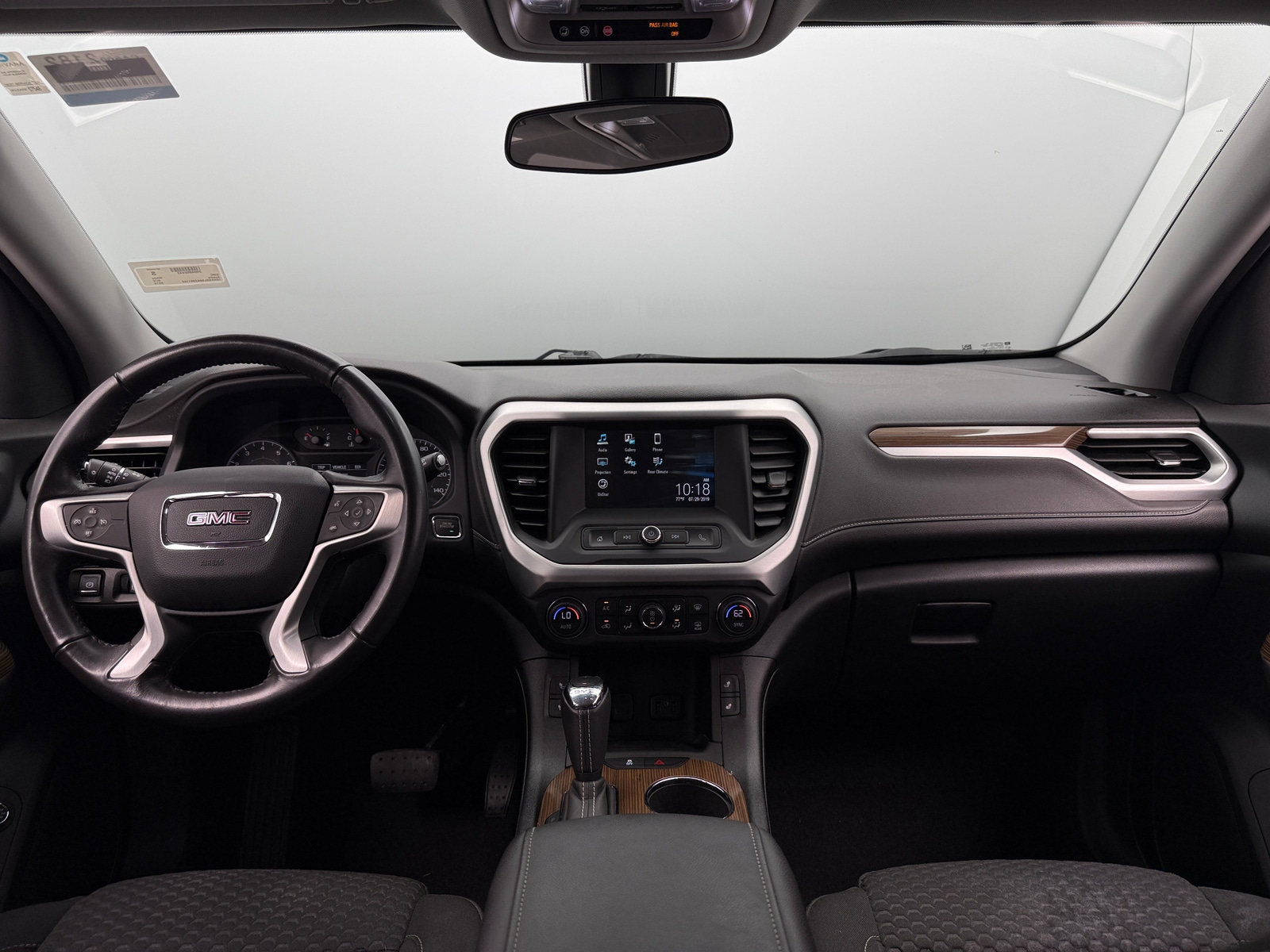 Thumbnail: 2019 GMC Acadia - 3