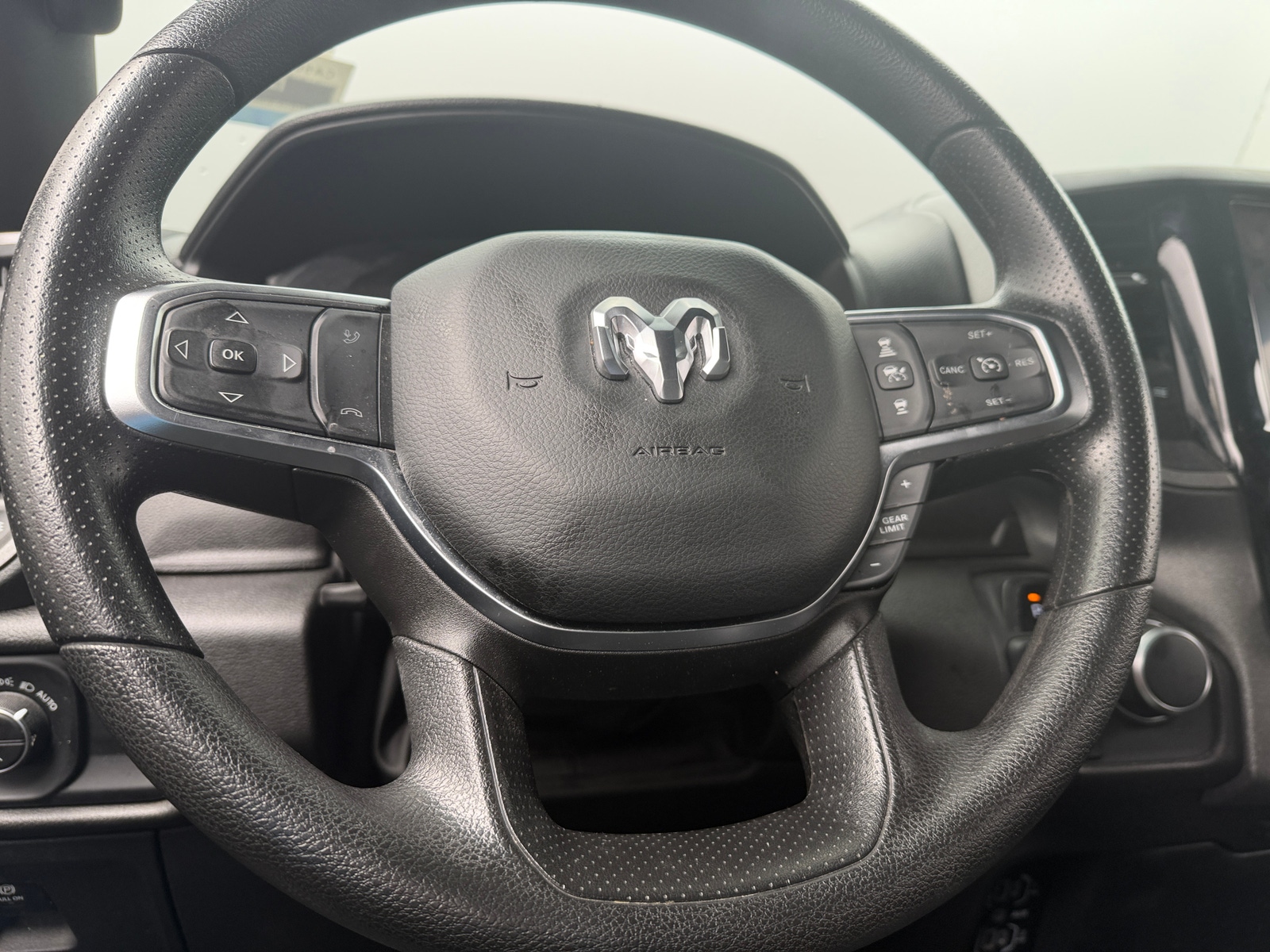 Thumbnail: 2025 RAM 1500 - 5