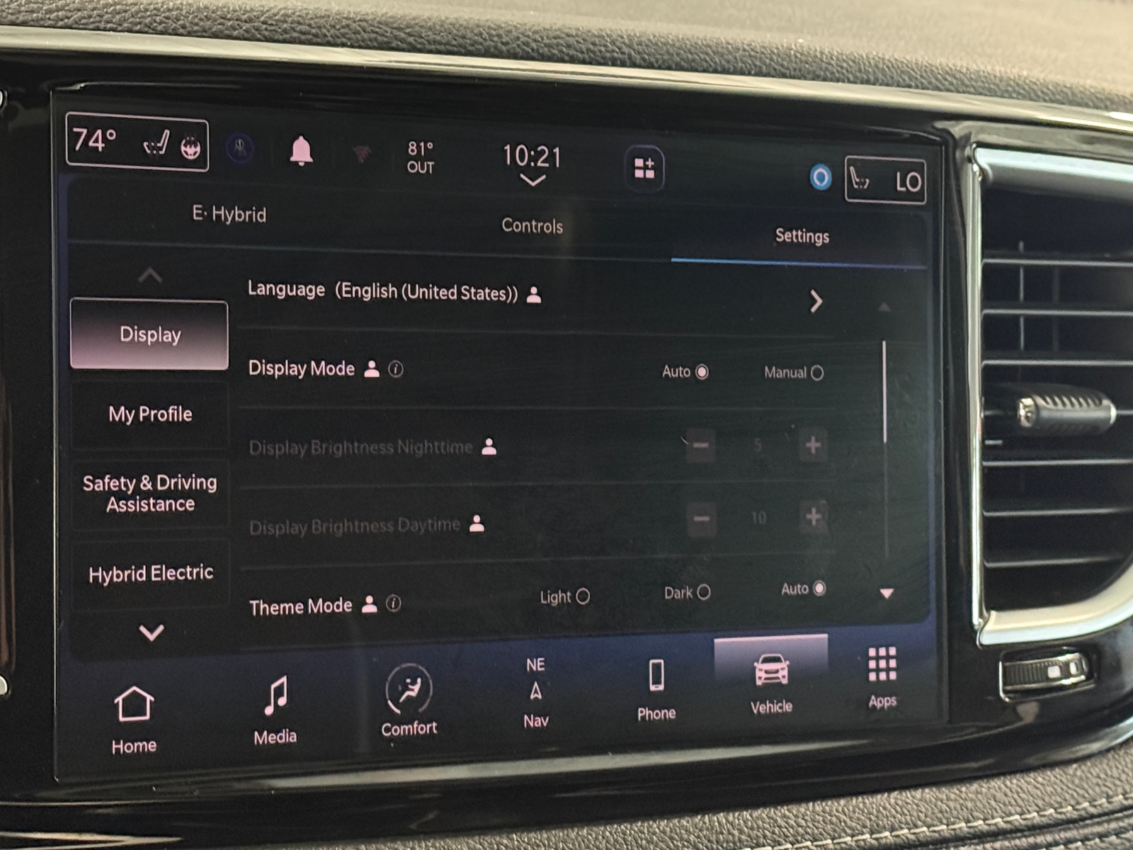 Thumbnail: 2023 Chrysler Pacifica - 3