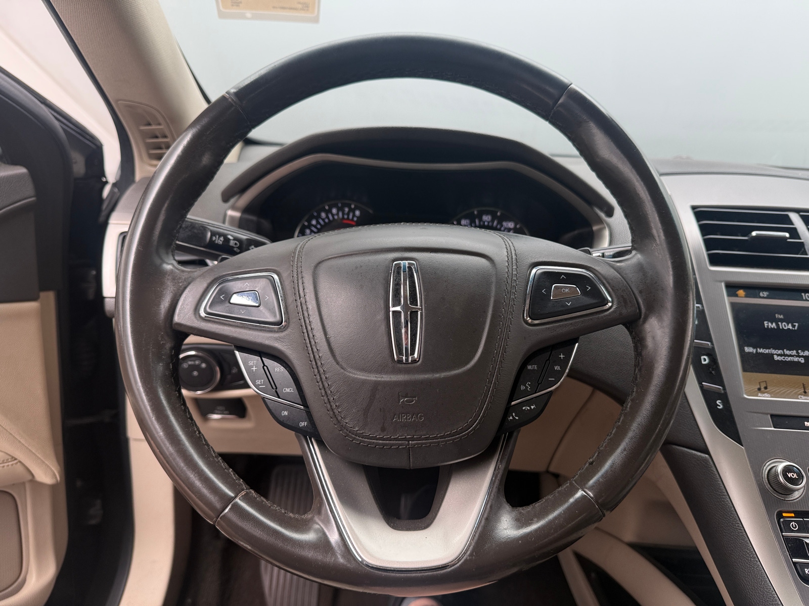 Thumbnail: 2019 Lincoln MKZ - 4
