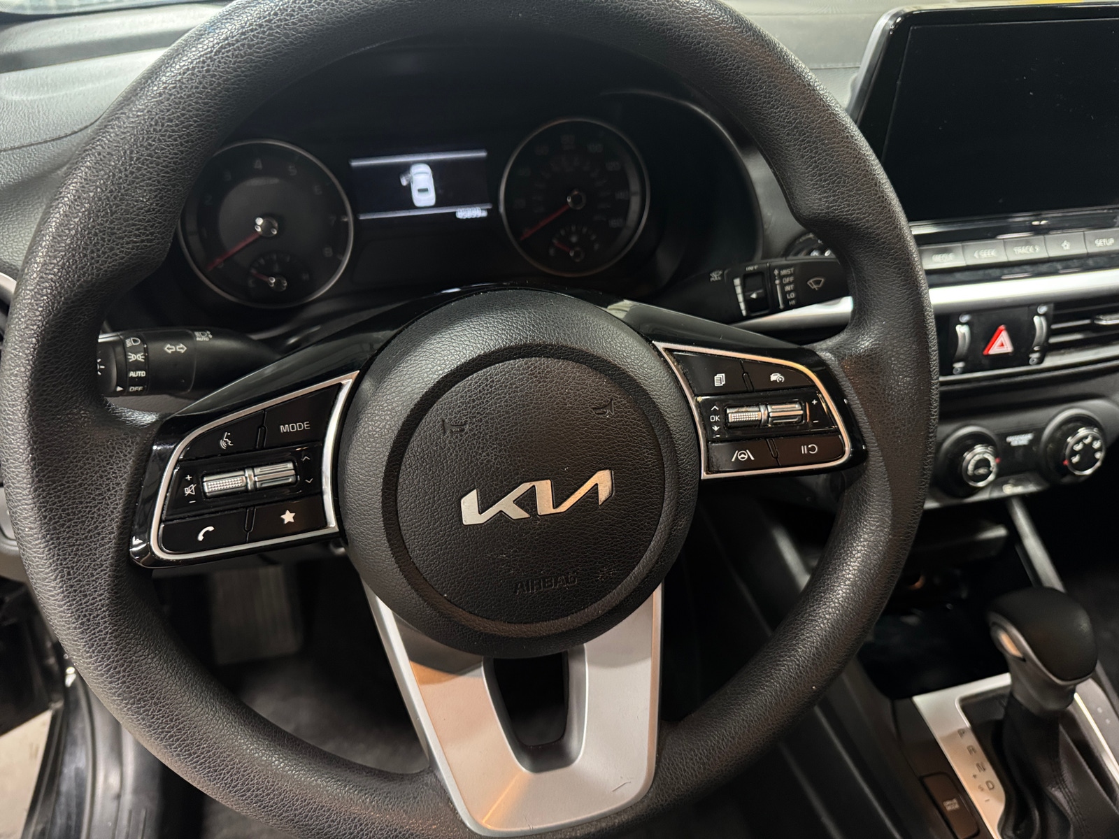 Thumbnail: 2023 Kia Forte - 5