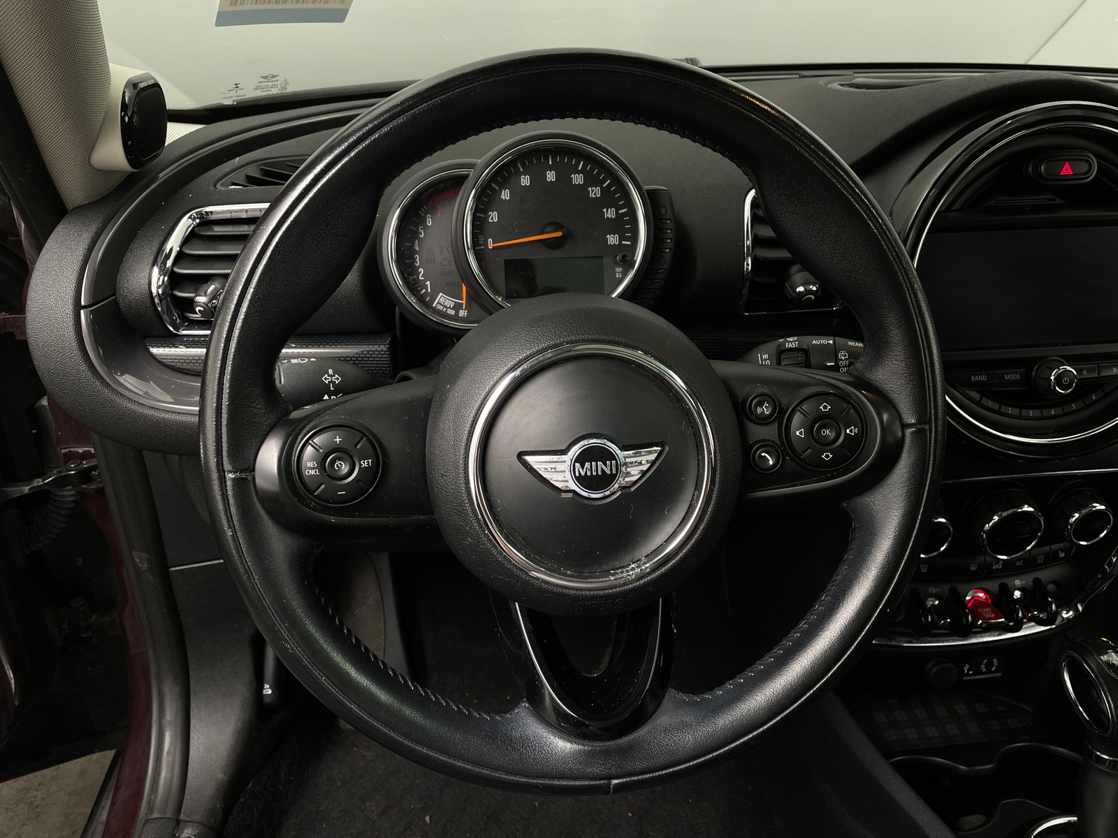 Thumbnail: 2017 MINI Cooper Clubman - 5