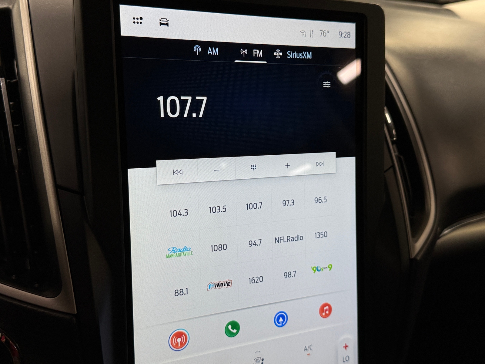 Thumbnail: 2022 Ford Edge - 3