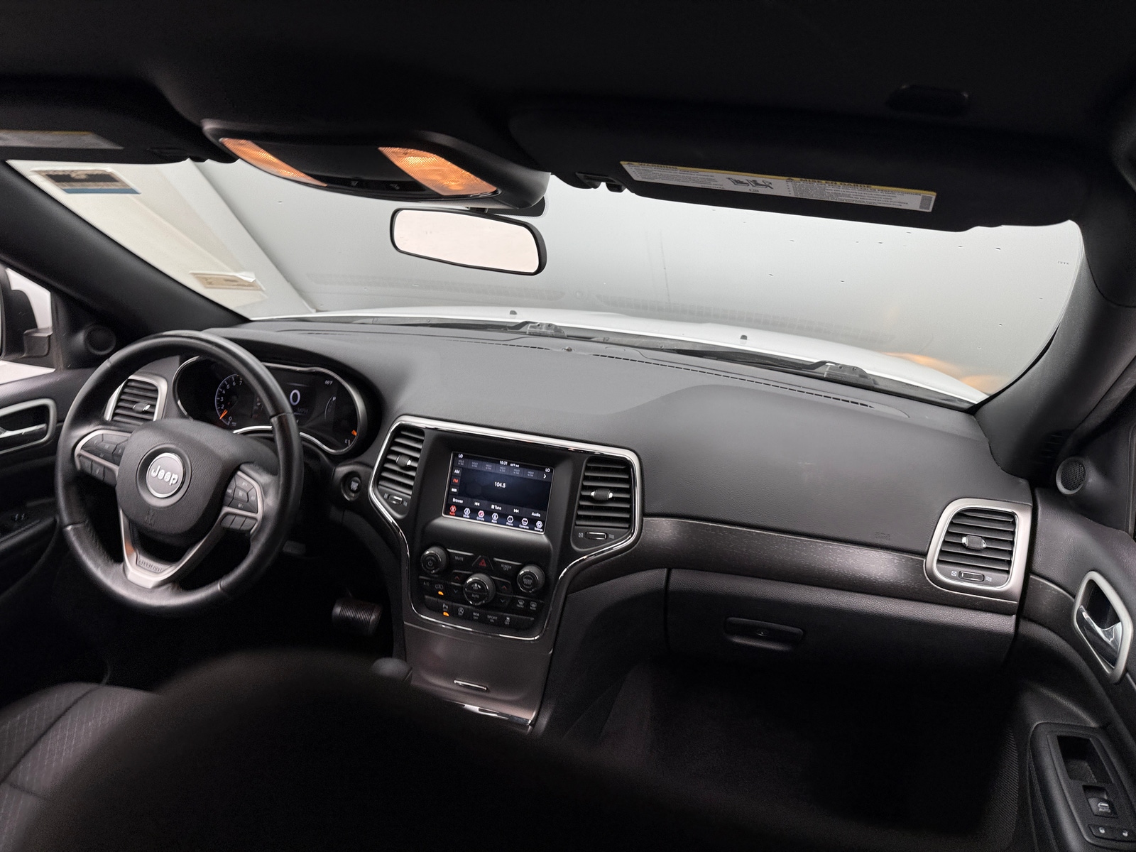 Thumbnail: 2018 Jeep Grand Cherokee - 3