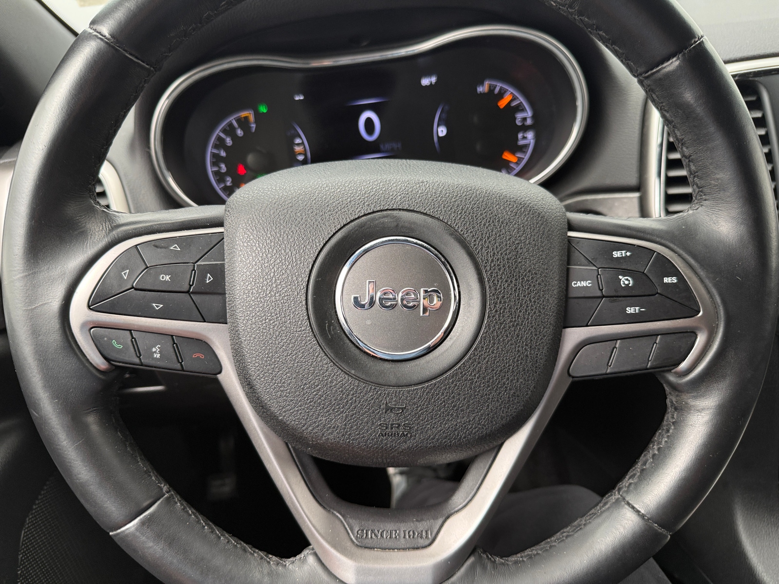 Thumbnail: 2018 Jeep Grand Cherokee - 5