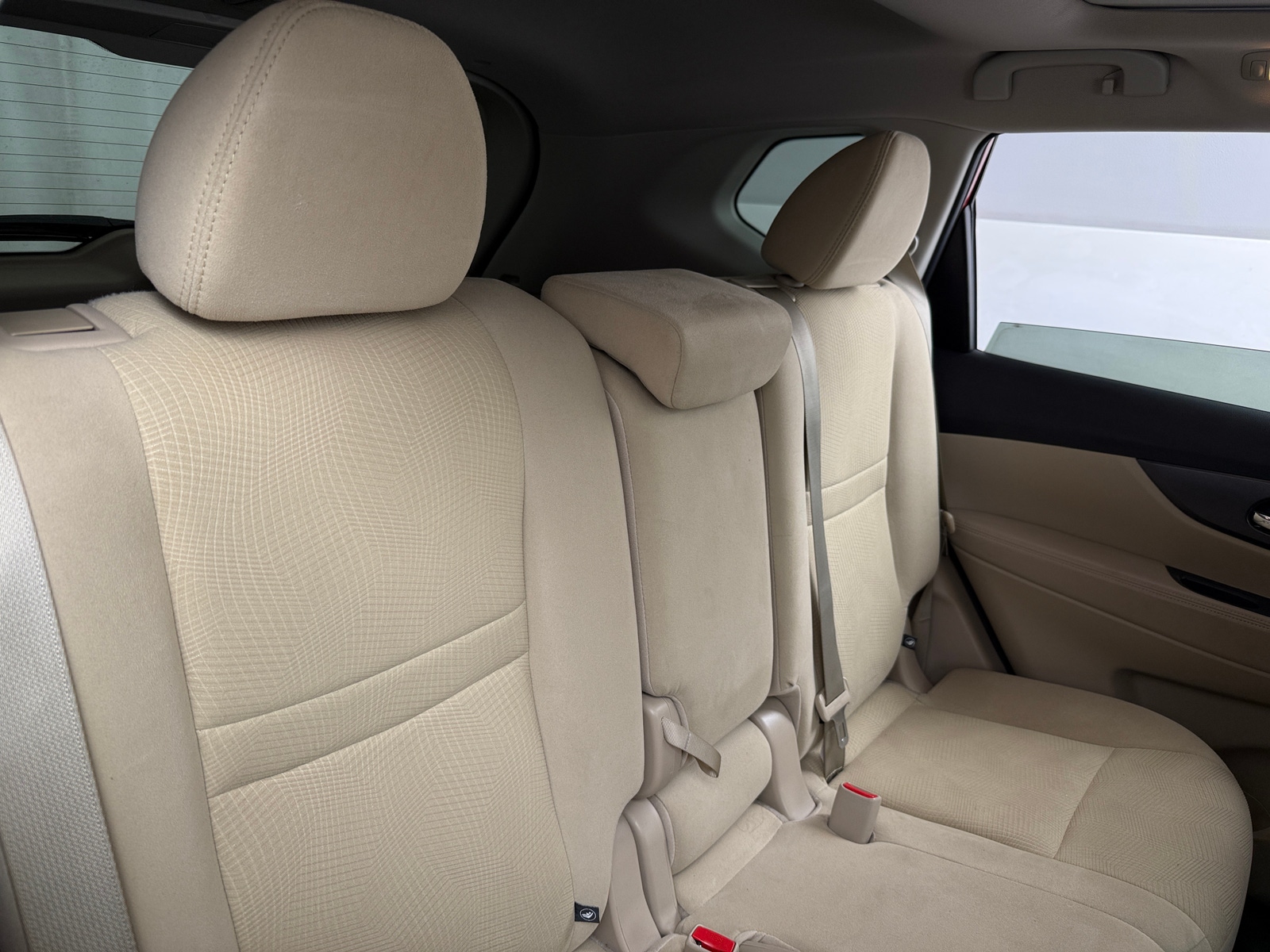 Thumbnail: 2016 Nissan Rogue - 6