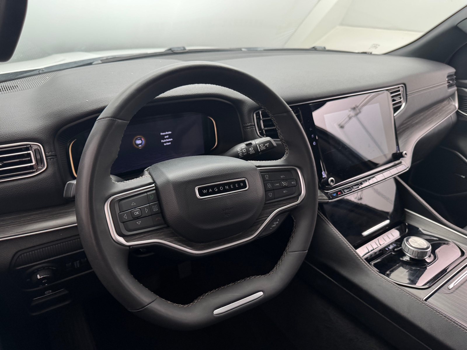 Thumbnail: 2024 Jeep Wagoneer - 4