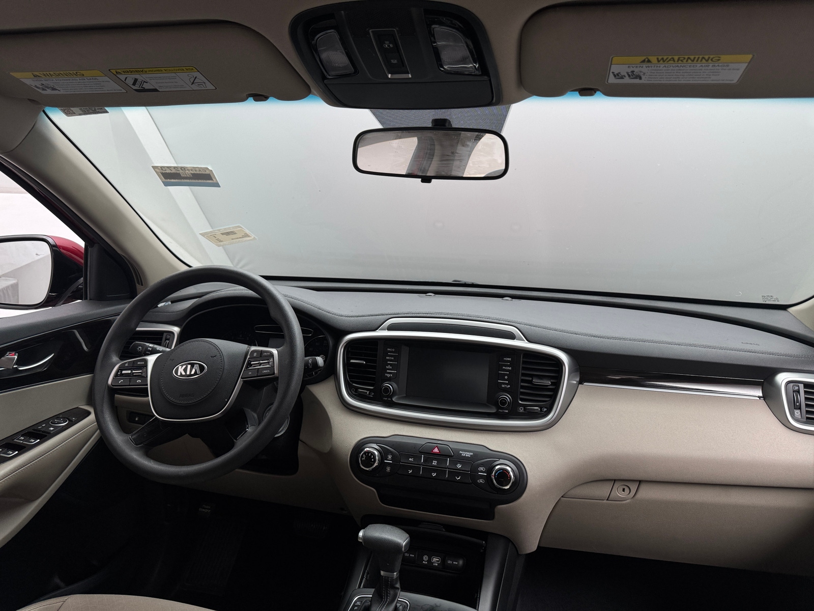 Thumbnail: 2020 Kia Sorento - 3