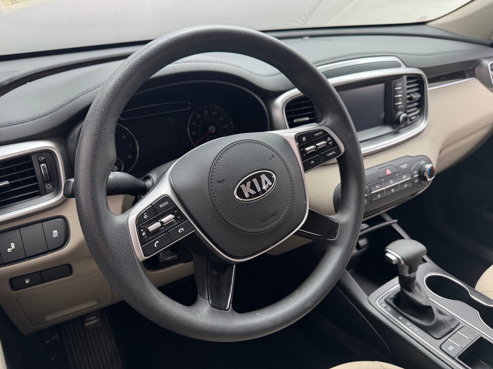 Thumbnail: 2020 Kia Sorento - 5