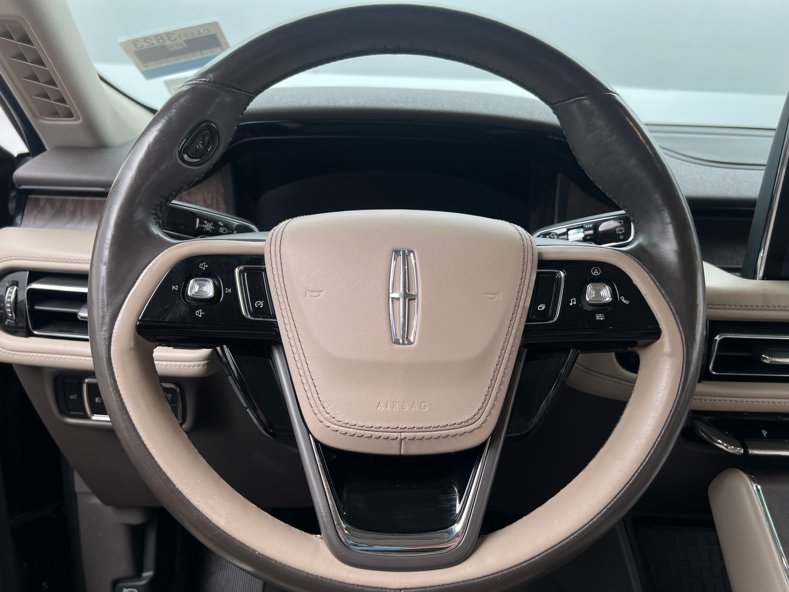 Thumbnail: 2020 Lincoln Aviator - 4