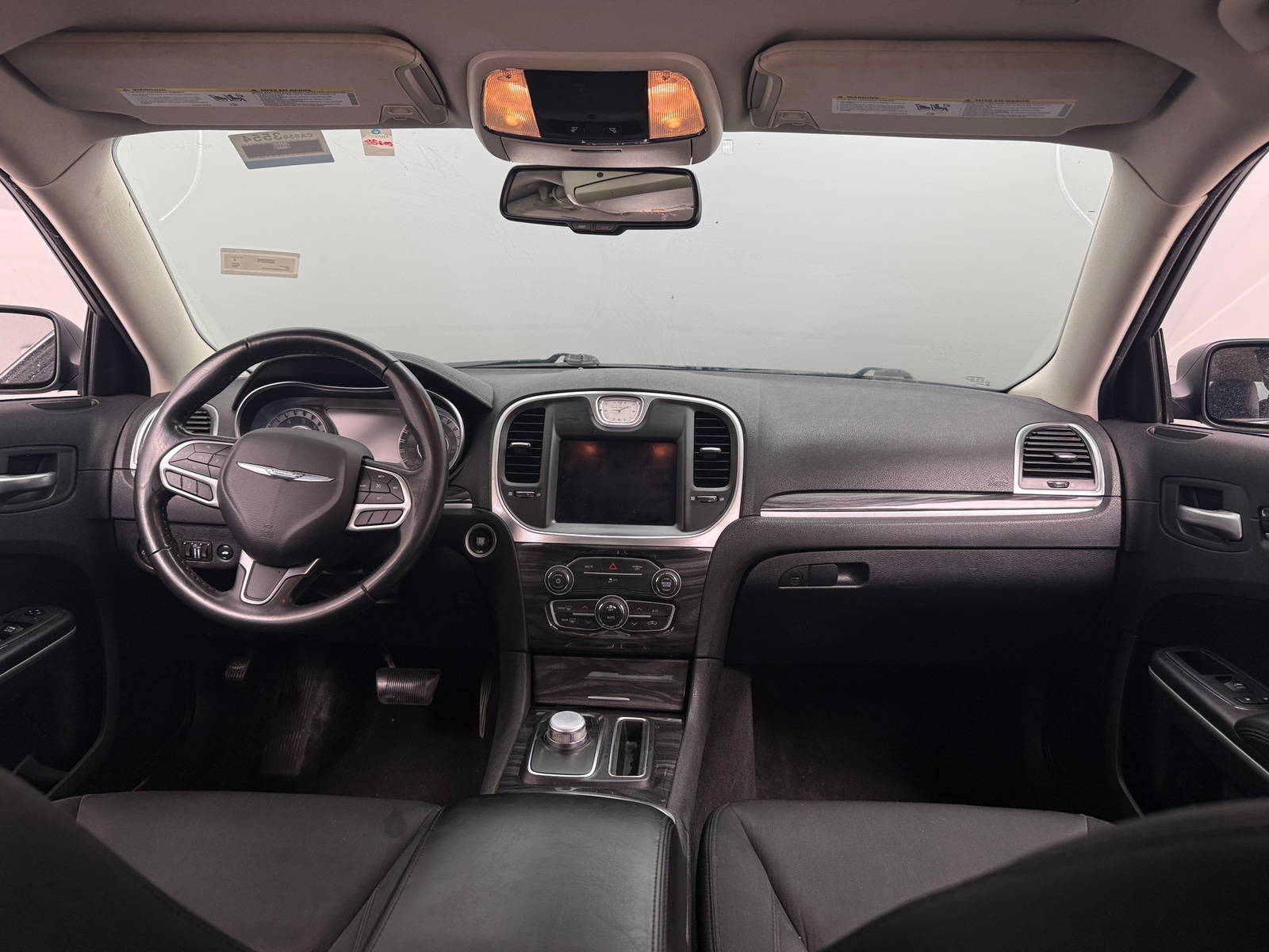 Thumbnail: 2020 Chrysler 300 - 3