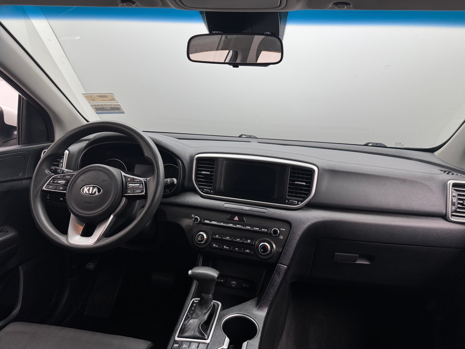 Thumbnail: 2020 Kia Sportage - 3