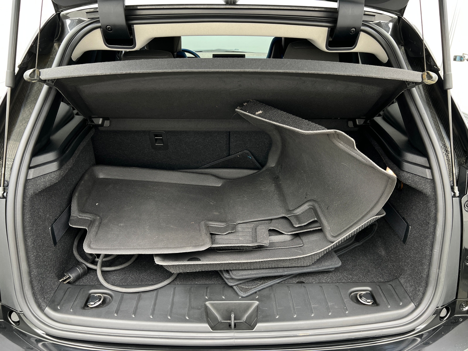Thumbnail: 2016 BMW i3 - 7