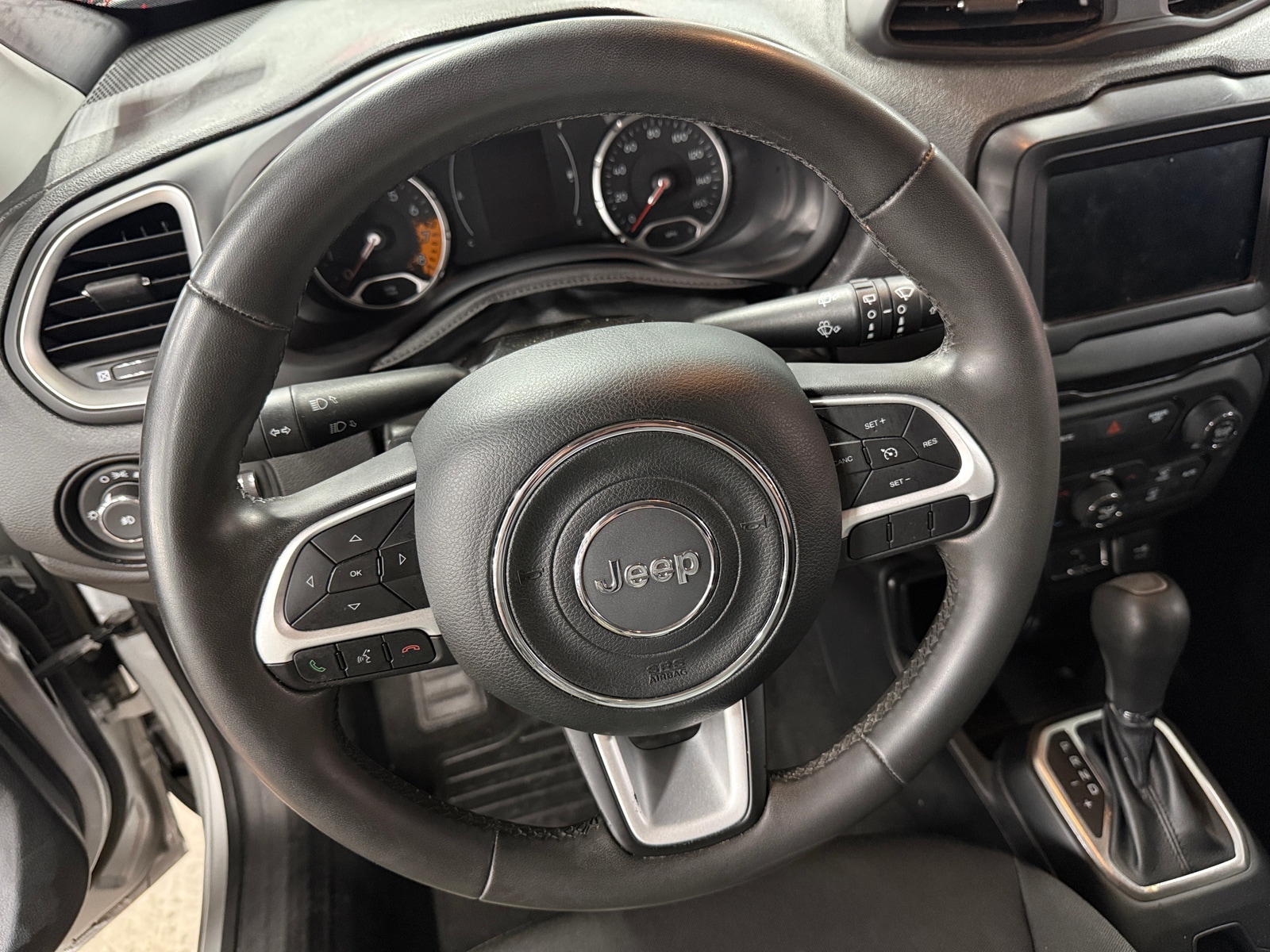Thumbnail: 2018 Jeep Renegade - 5