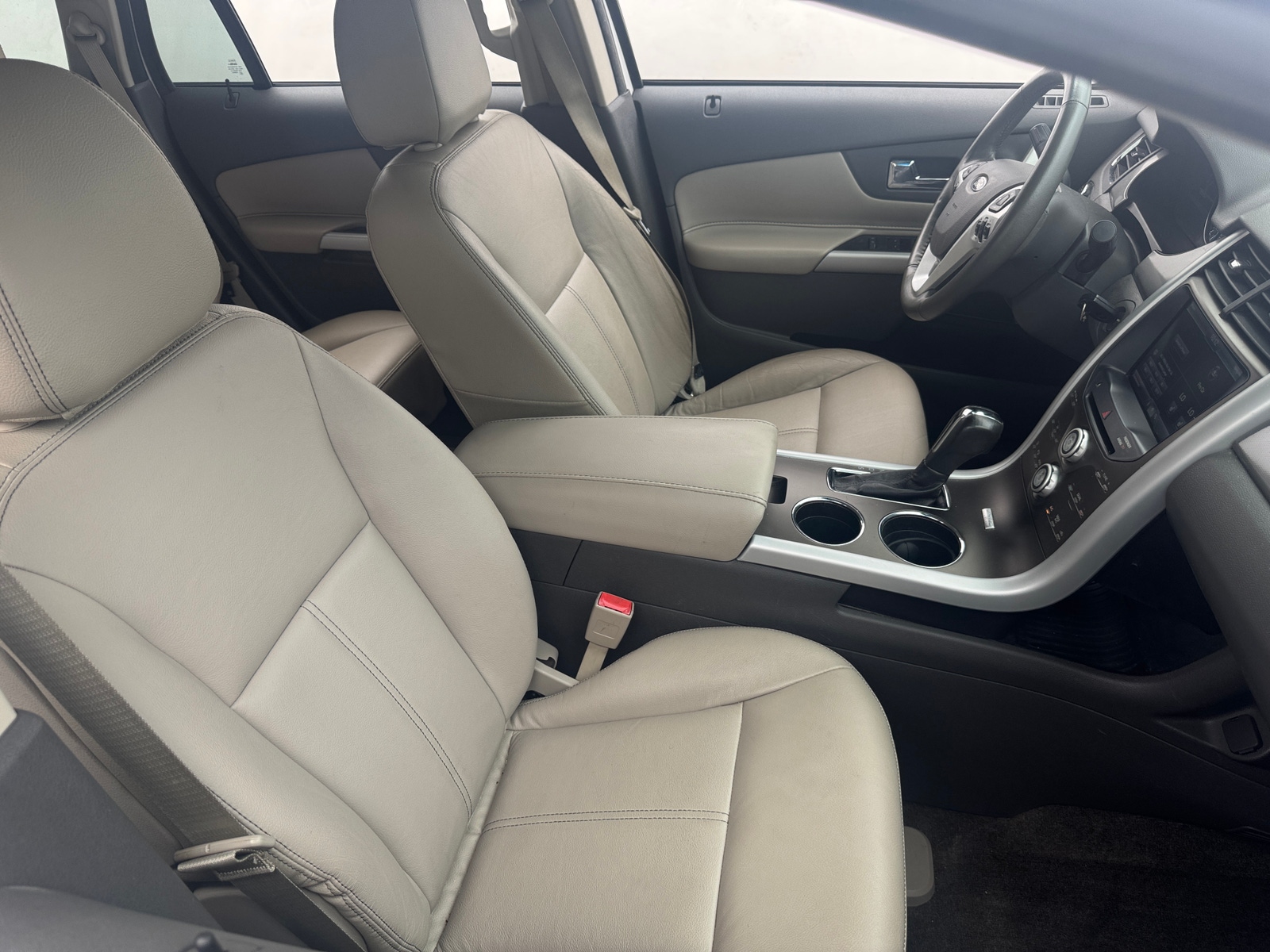 Thumbnail: 2014 Ford Edge - 2