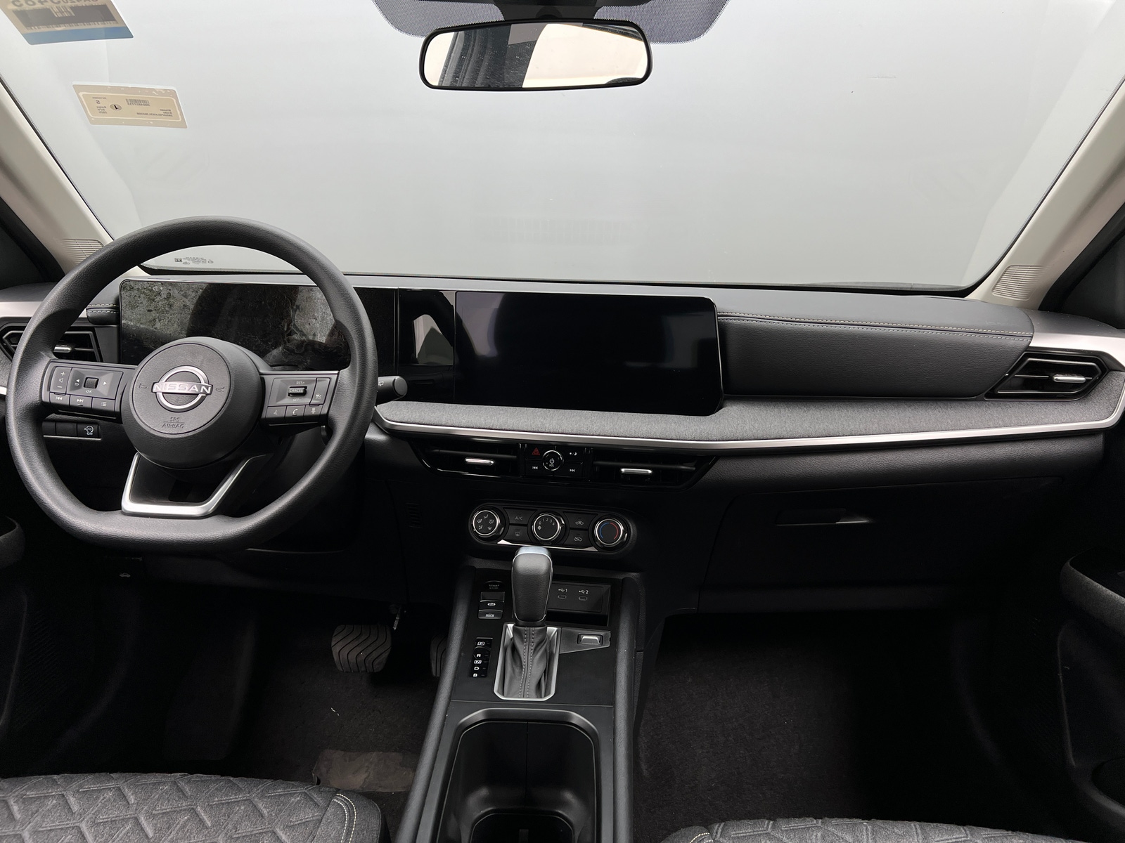 Thumbnail: 2025 Nissan Kicks - 3