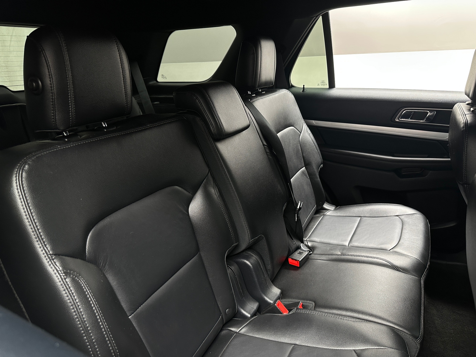 Thumbnail: 2016 Ford Explorer - 5