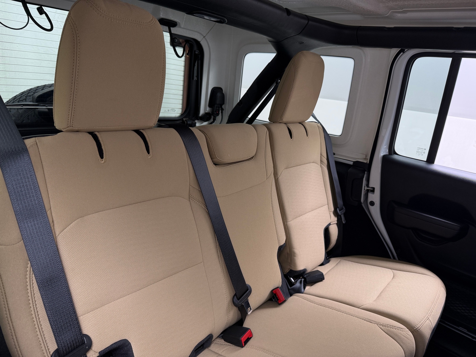 Thumbnail: 2020 Jeep Wrangler - 6