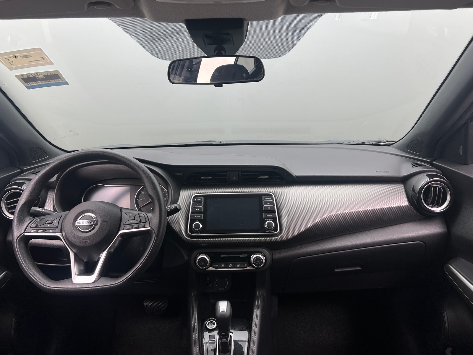 Thumbnail: 2020 Nissan Kicks - 3