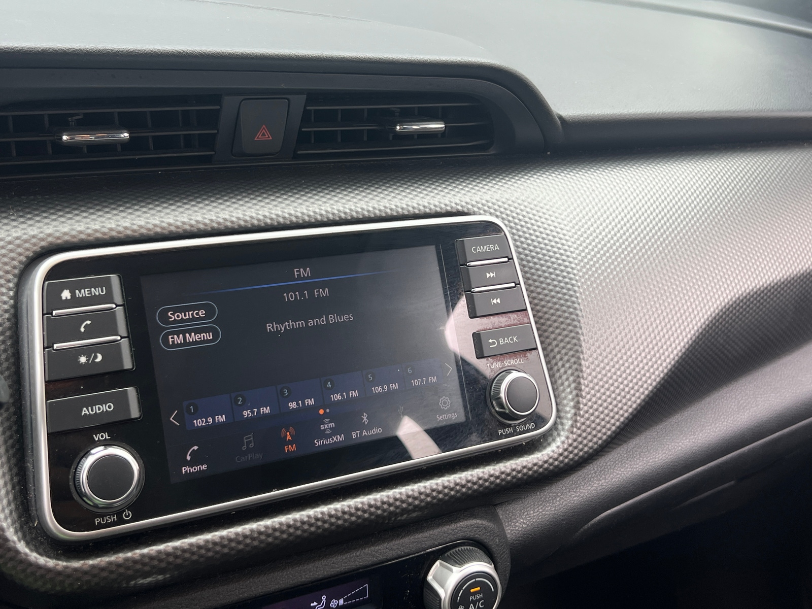 Thumbnail: 2020 Nissan Kicks - 4