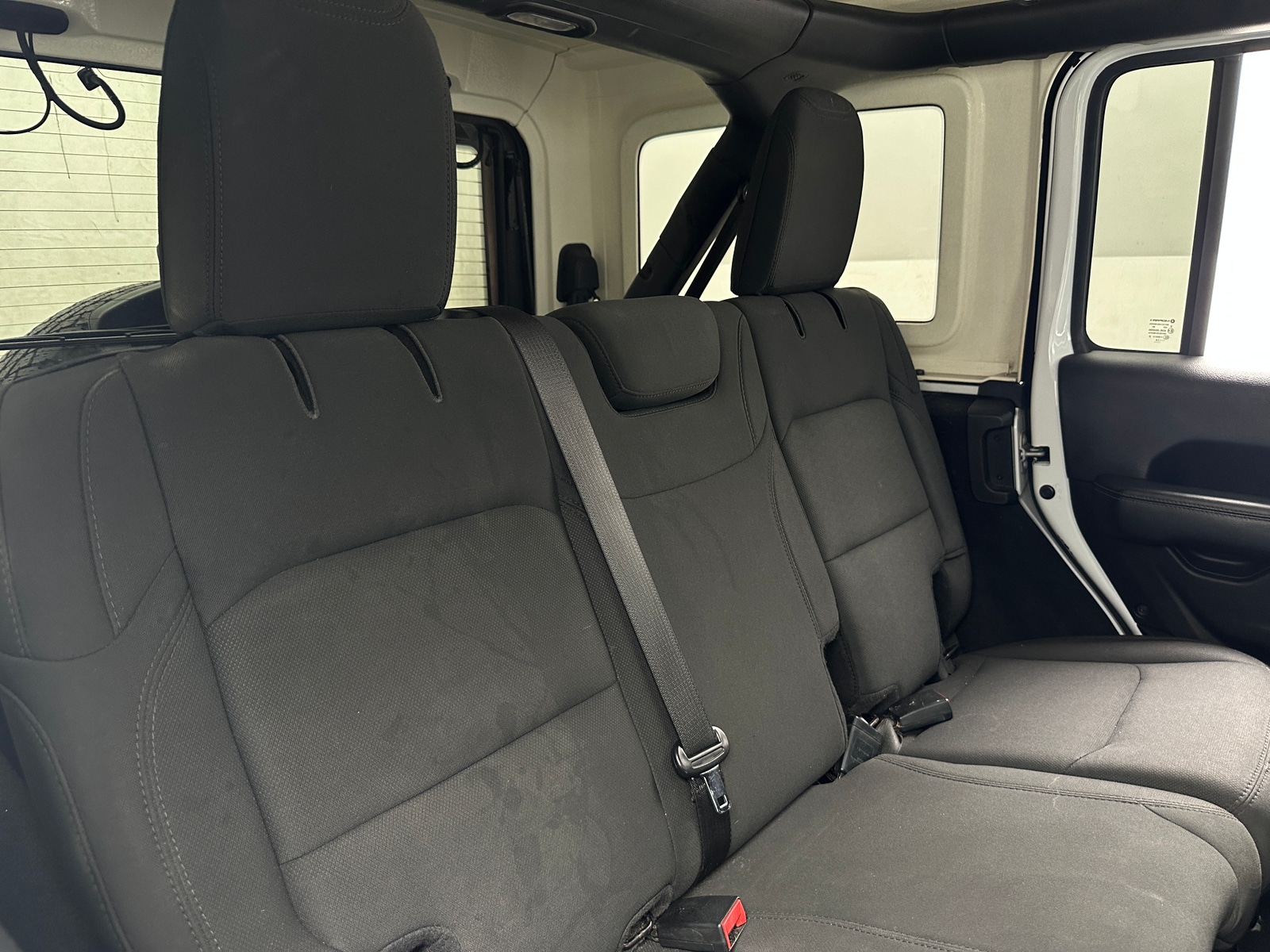 Thumbnail: 2019 Jeep Wrangler - 6