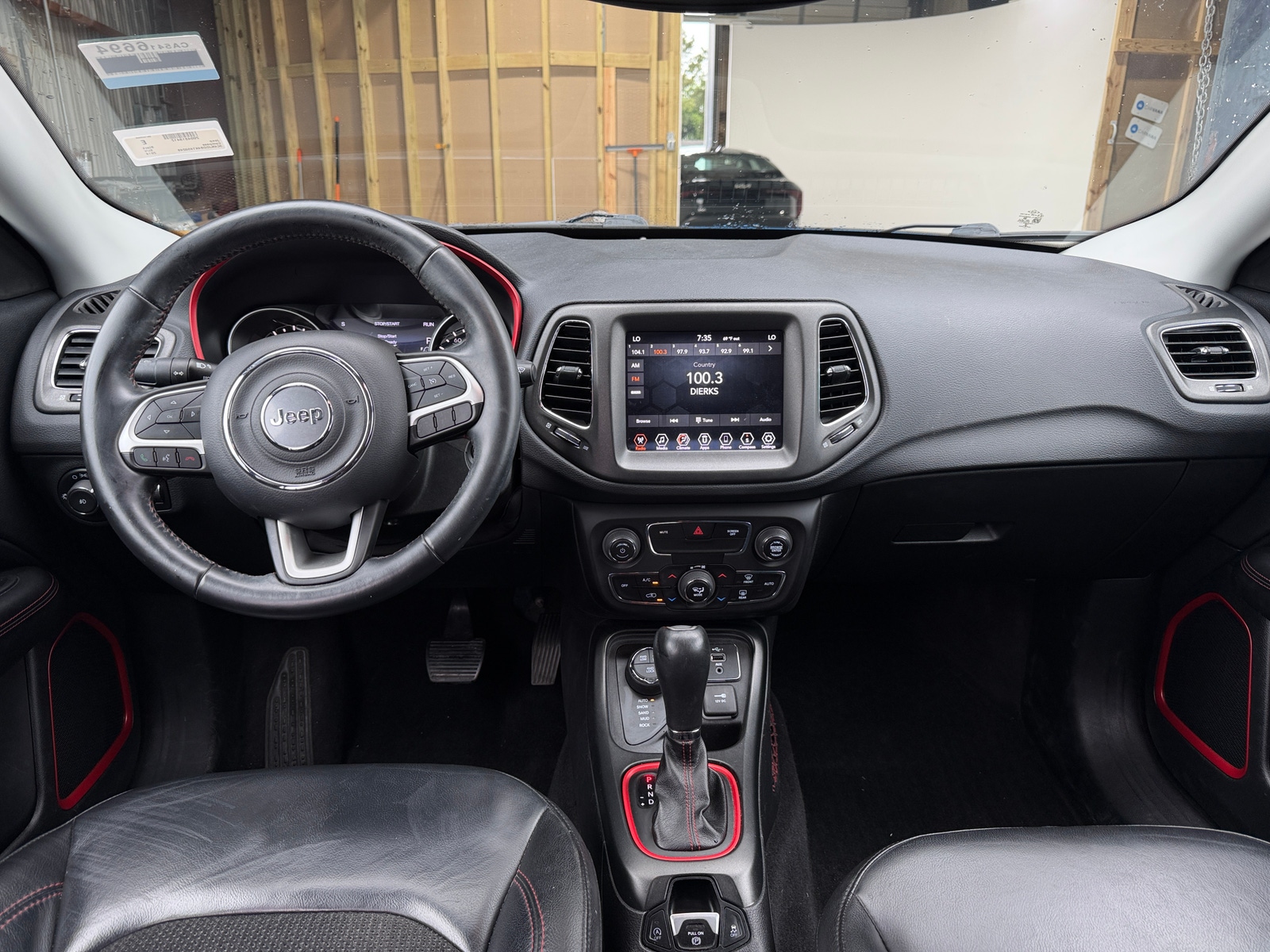 Thumbnail: 2019 Jeep Compass - 3