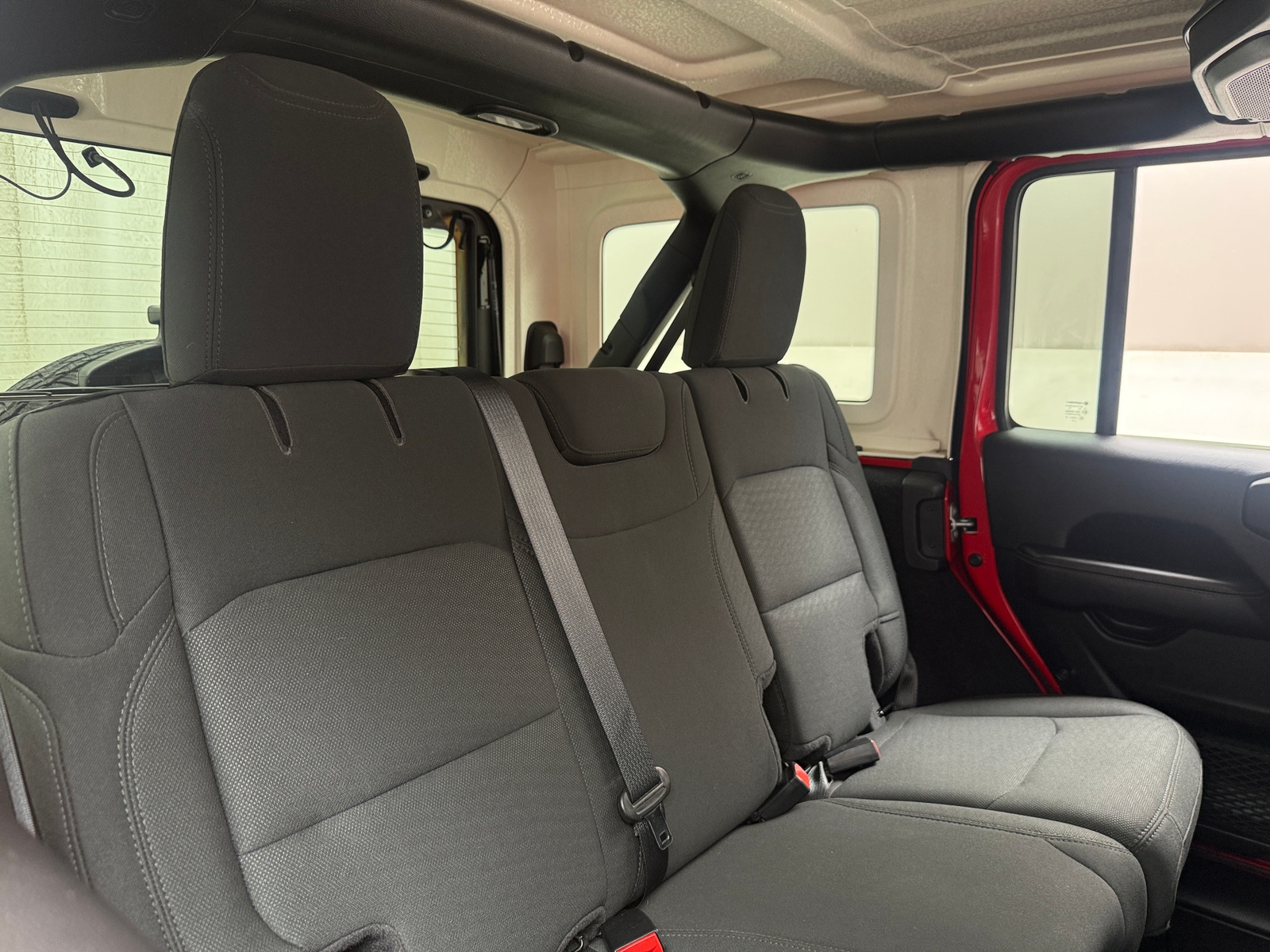 Thumbnail: 2019 Jeep Wrangler - 6