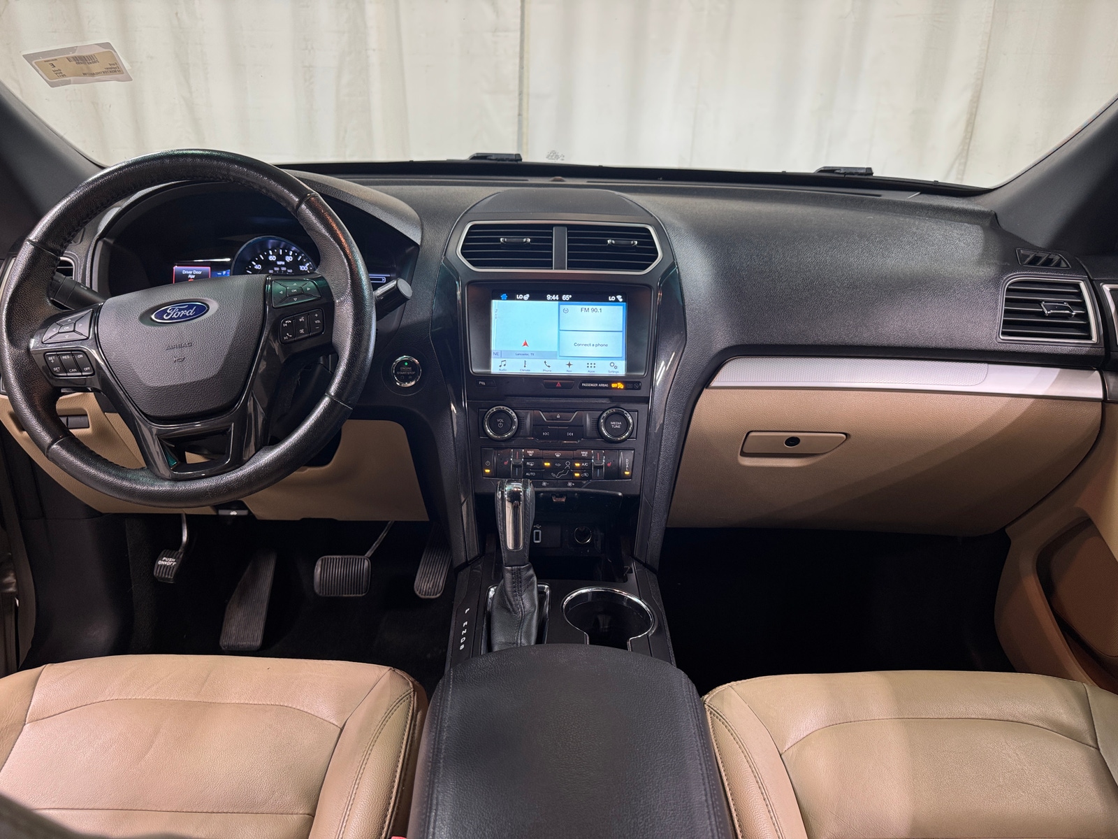 Thumbnail: 2017 Ford Explorer - 3