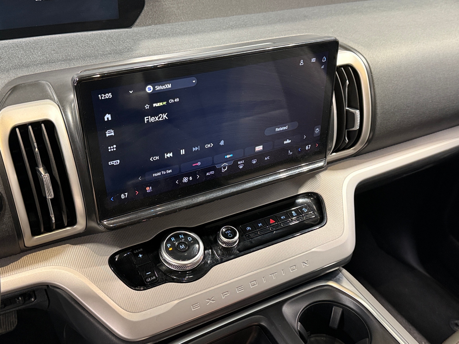 Thumbnail: 2025 Ford Expedition MAX - 3