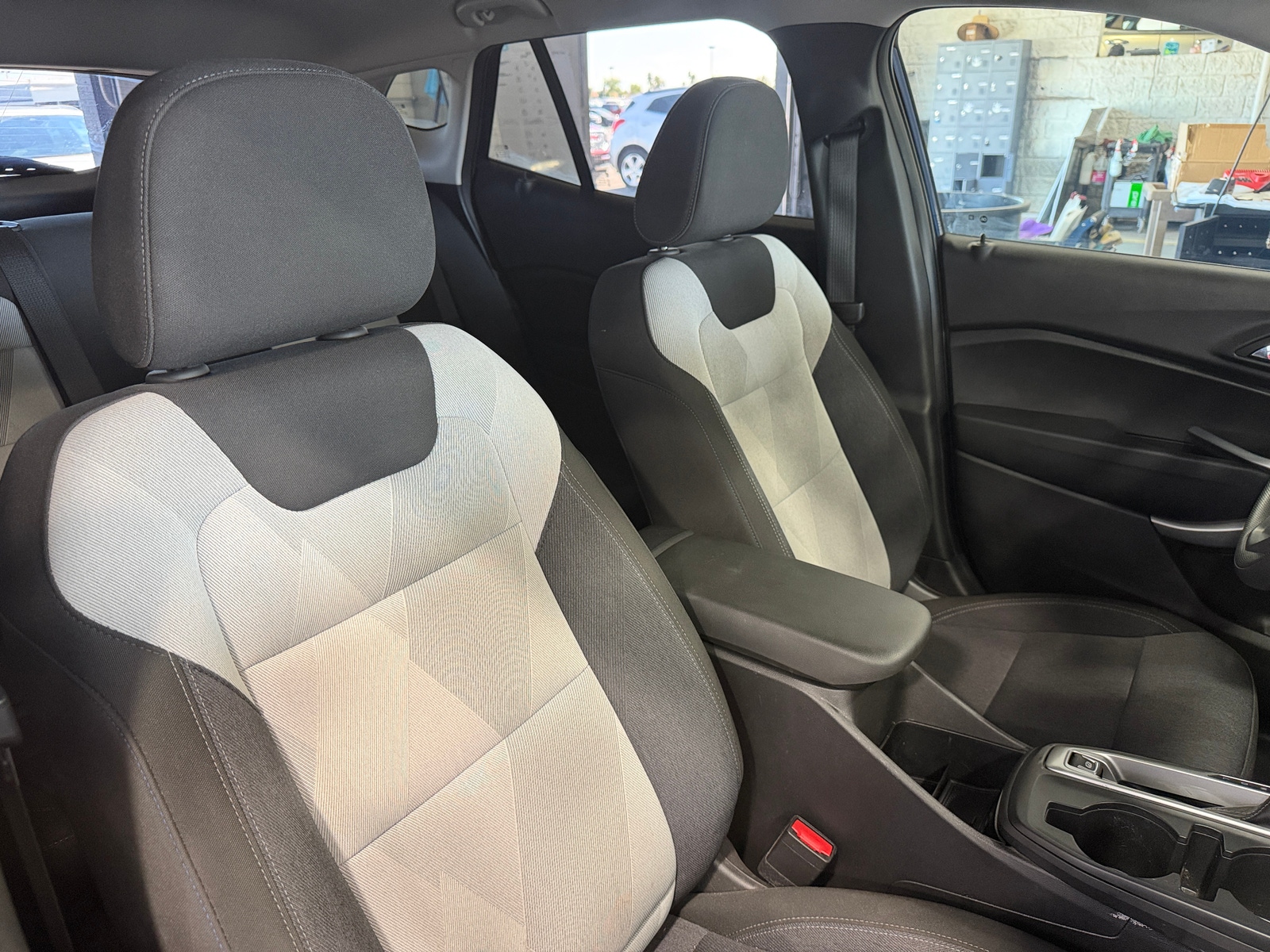 Thumbnail: 2024 Chevrolet Trax - 2