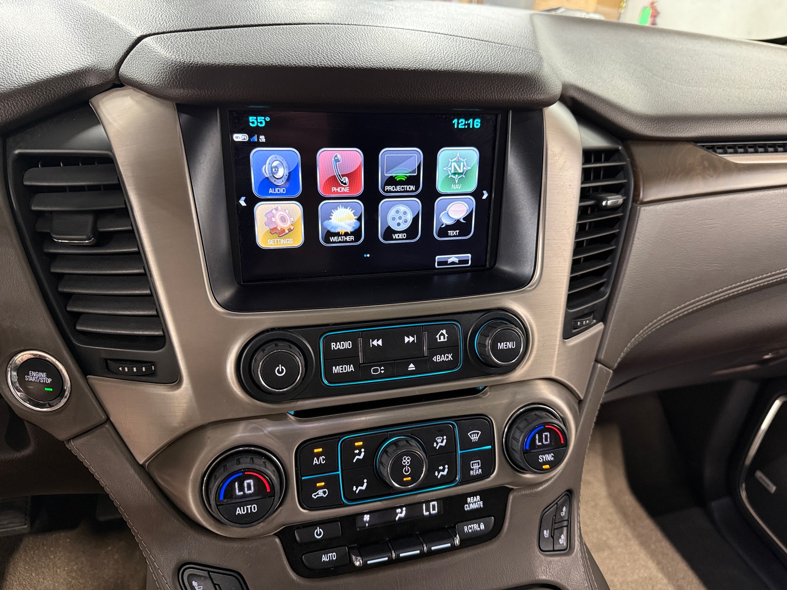 Thumbnail: 2018 GMC Yukon - 3