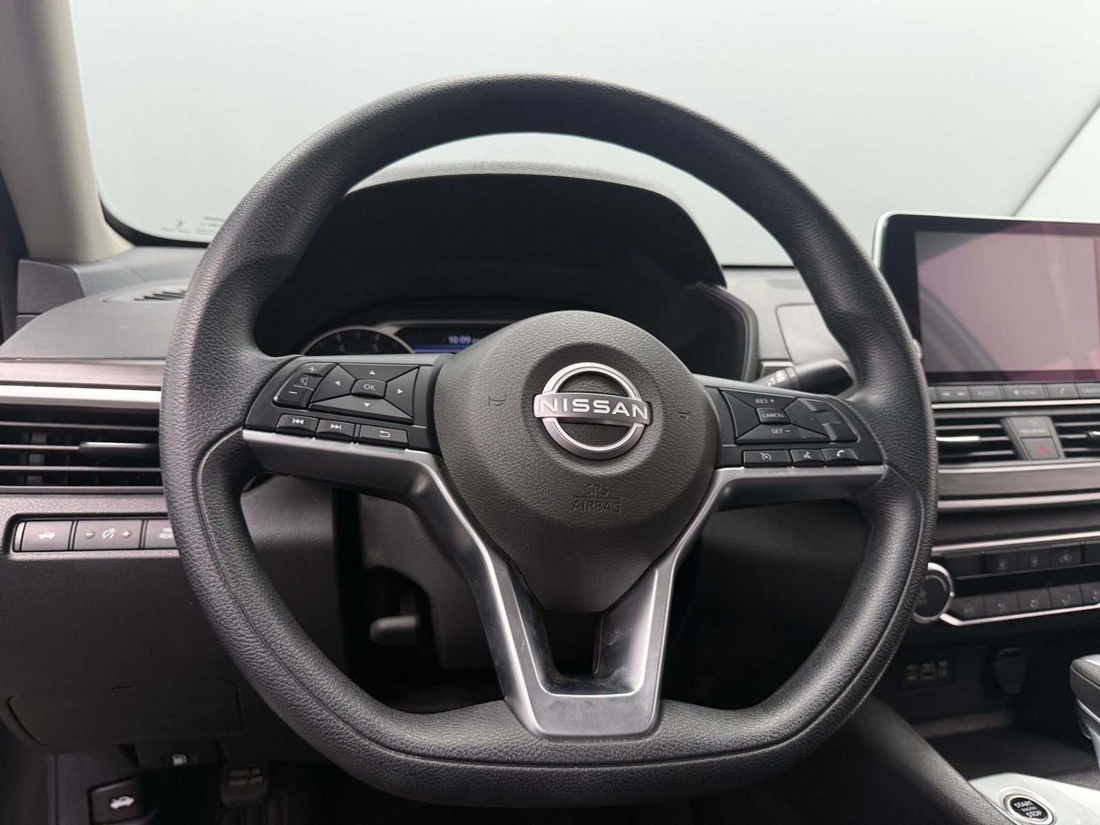 Thumbnail: 2025 Nissan Altima - 5