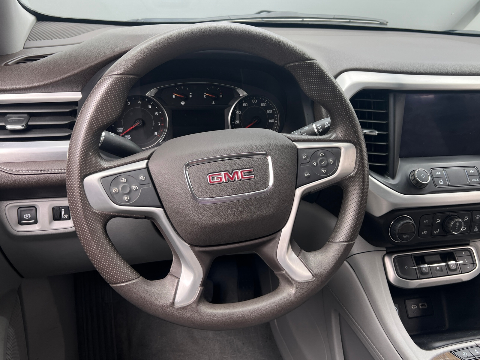 Thumbnail: 2023 GMC Acadia - 5