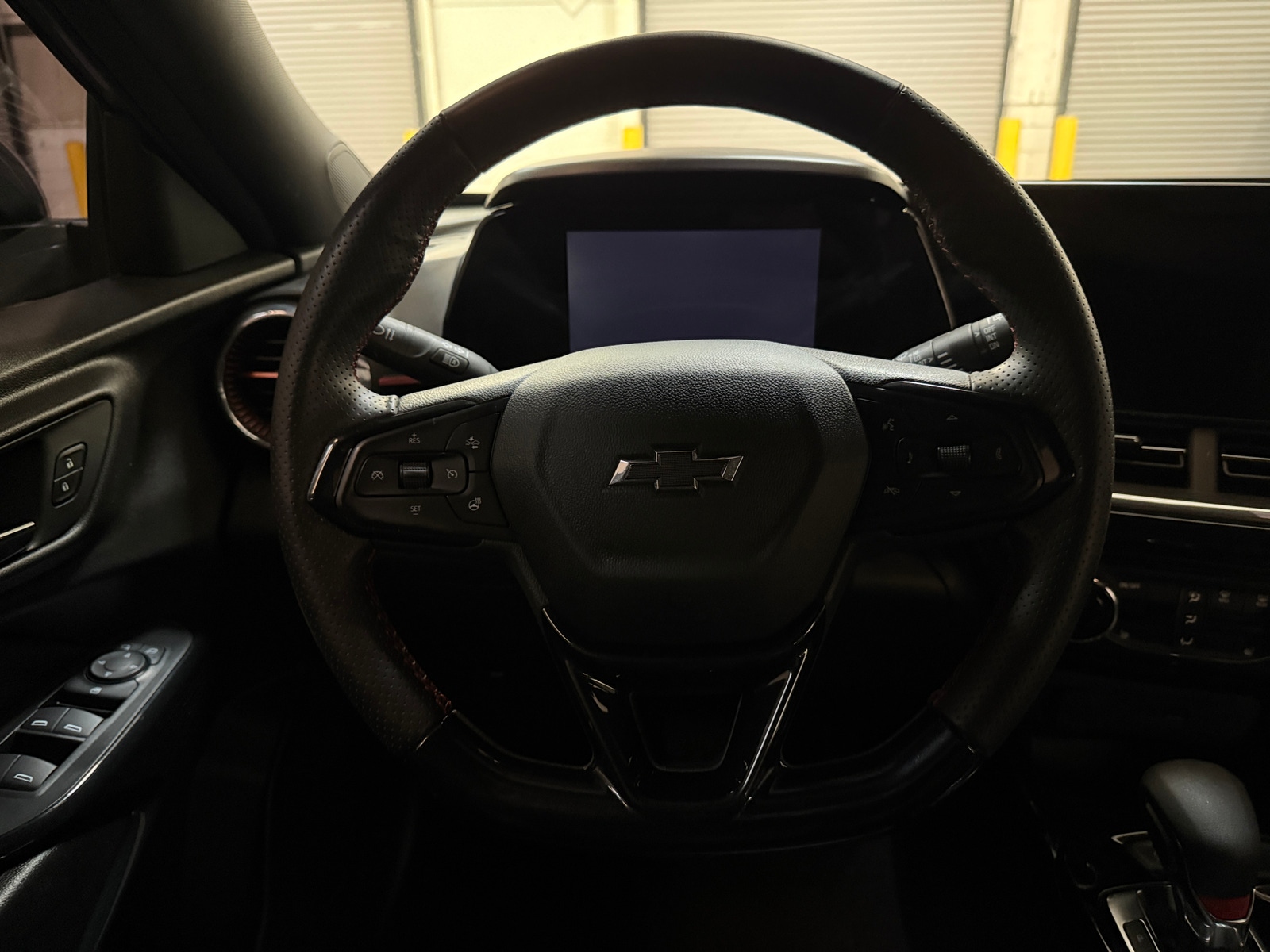 Thumbnail: 2025 Chevrolet Trax - 4