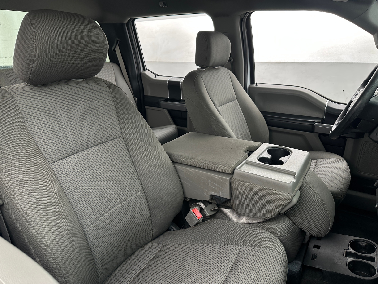 Thumbnail: 2019 Ford Econoline - 2