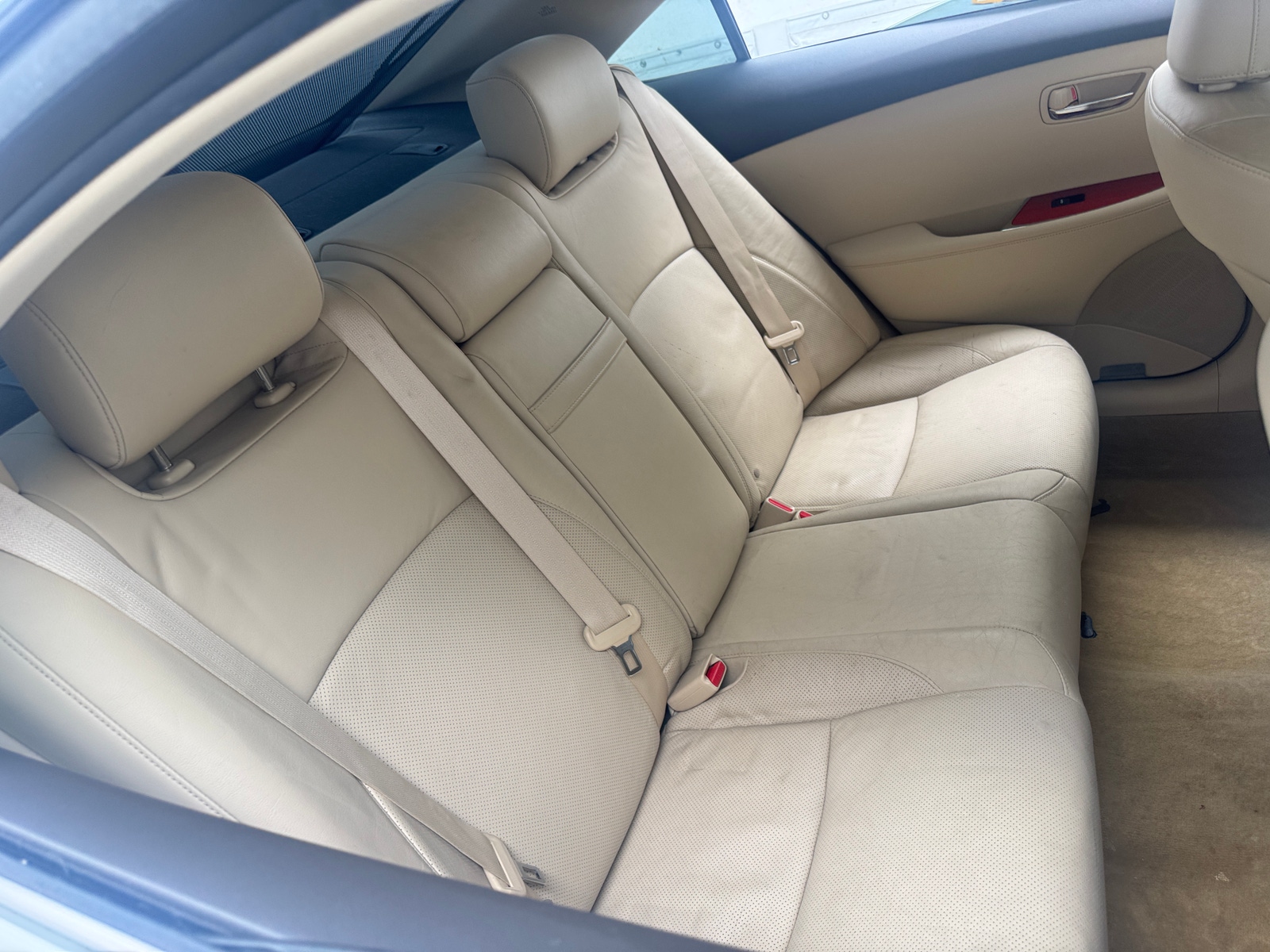 Thumbnail: 2011 Lexus ES - 5